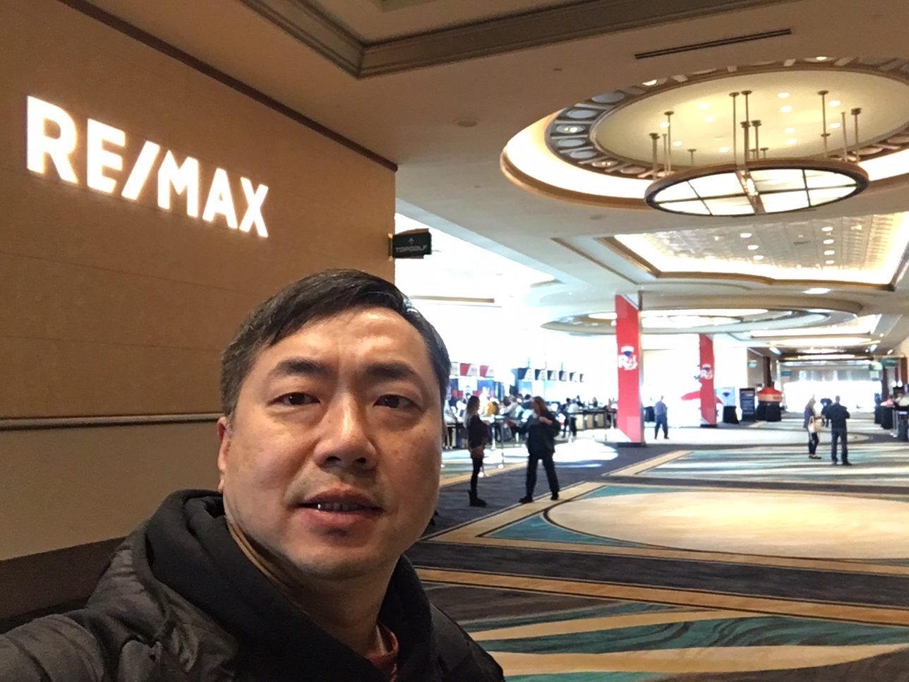 Remax R4 Lotus Yuen Realtor Las Vegas
