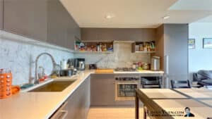 1708-3233 Ketcheson Road Richmond - Kitchen