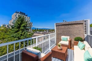 303 3727 W 10th Avenue-Roof